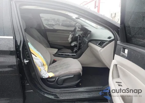 2016 Hyundai Sonata Sport from USA, damaged, VIN 5NPE34AF8GH268587